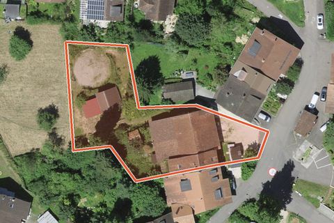 Luftbild mit Grundstück, Nusshof